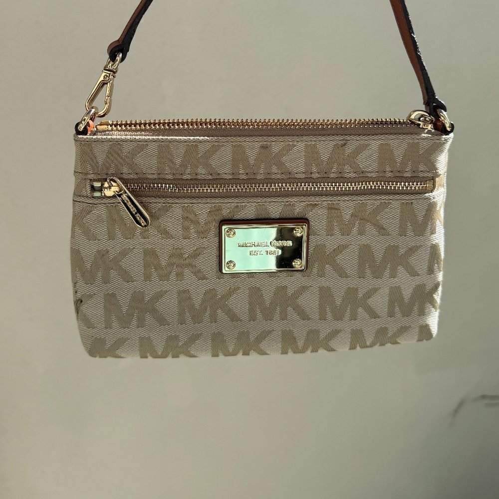 Michael Kors mini bag